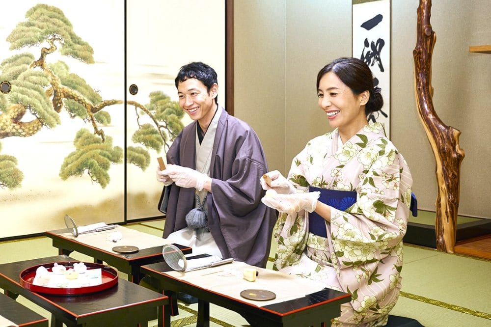 Ceremonia del té en kioto con Kimono Tea Ceremony Maikoya Tokyo