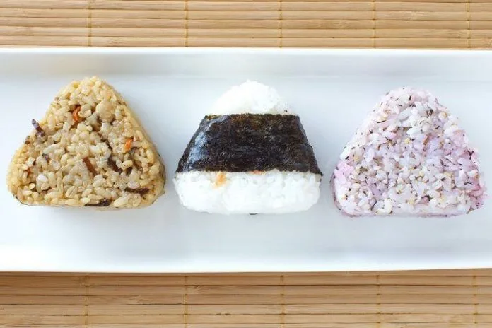 cómo preparar Onigiri