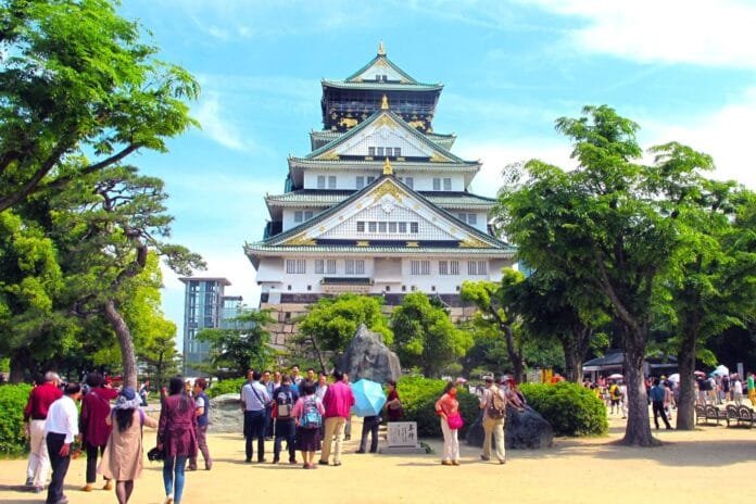 Tour por el Castillo de Himeji Mejor visita guiada por el castillo Osaka