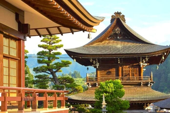 Tour por Takayama en español