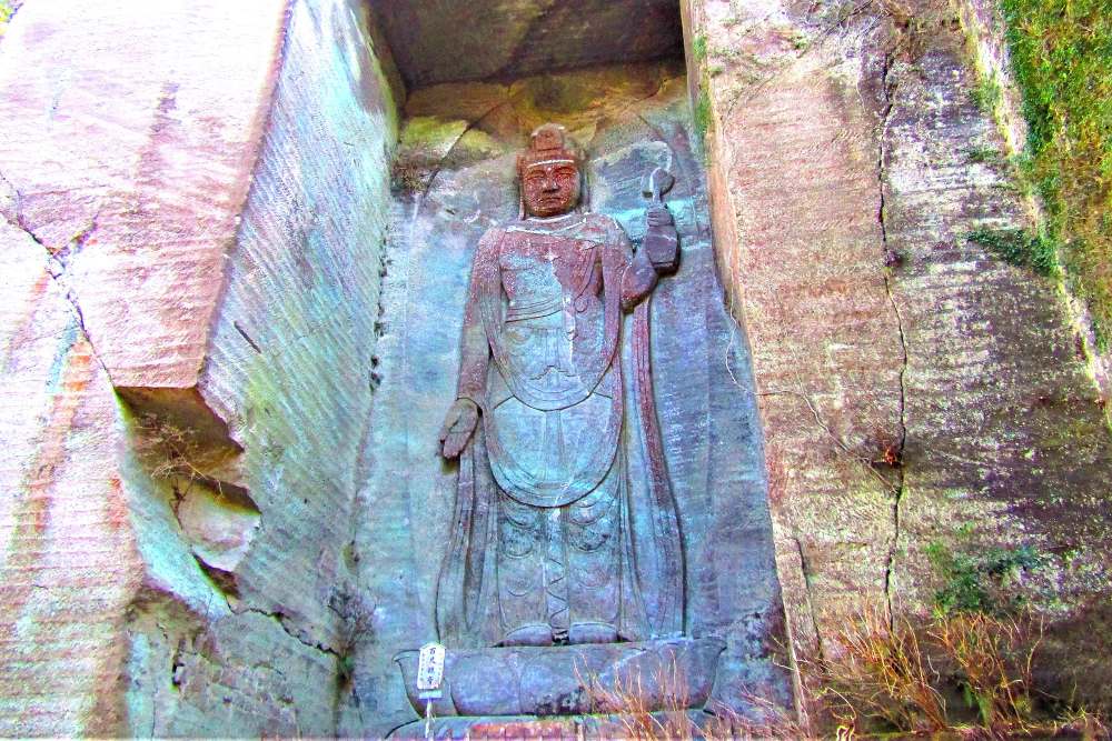 Hyaku-Shaku Kannon