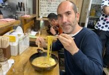 Usar palillos en Japón Comer con palillos en Japón